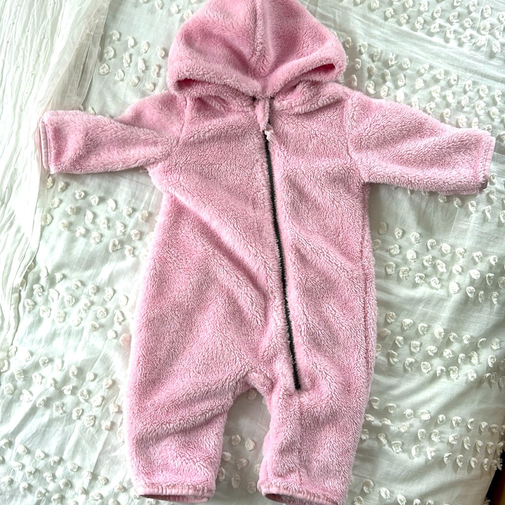 Hanna Andersson bunting fleece suit, 3-6 months